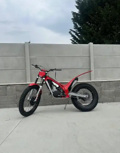 GASGAS TXT 300 Racing 2025 – NOVÁ moto