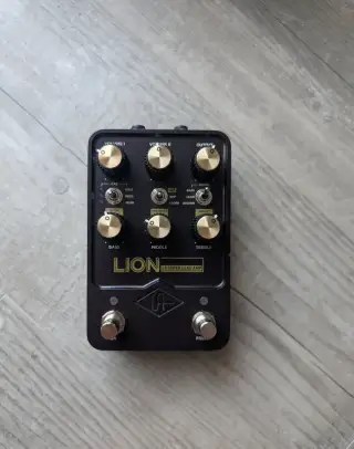 UAFX Lion Super Lead