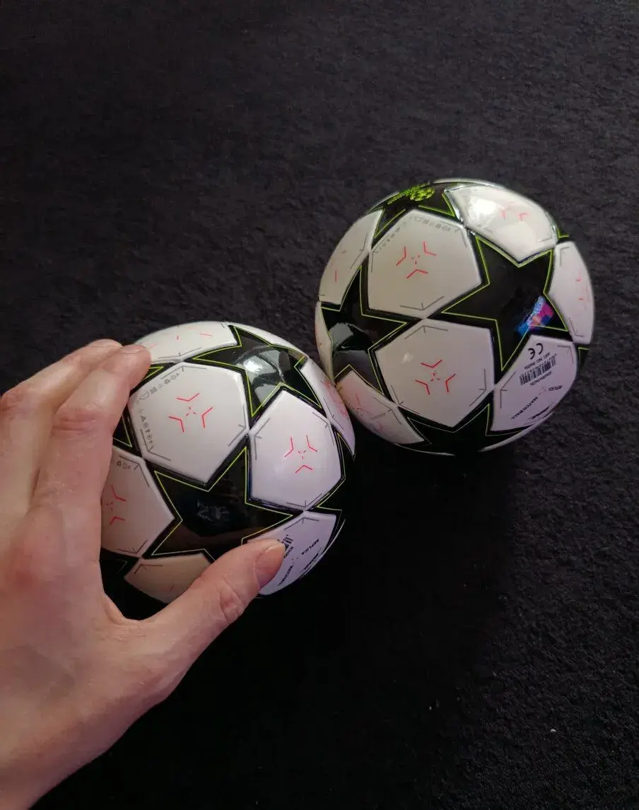 Mini futbalová lopta Adidas UEFA Champions League