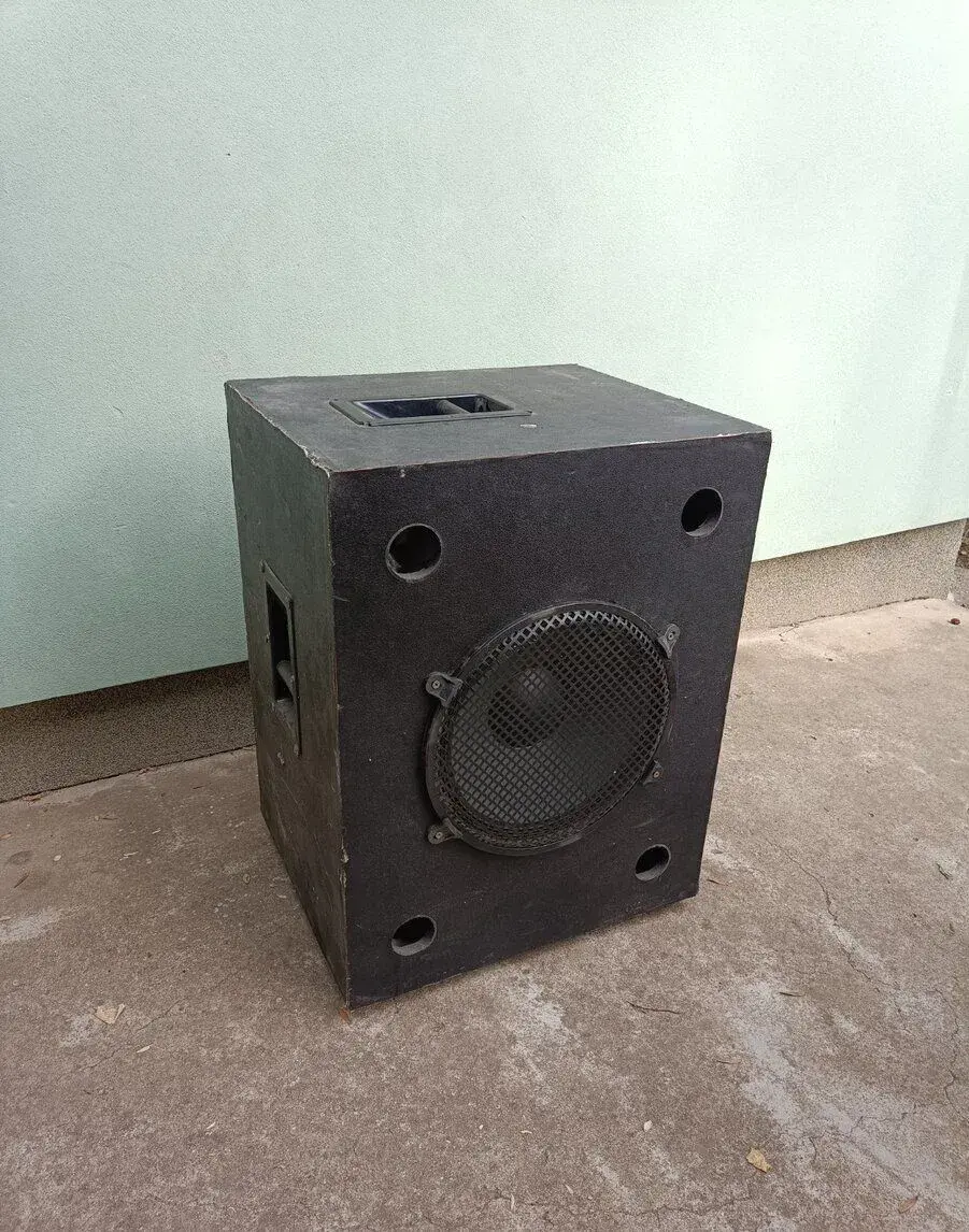 Pavey 15" bass subwoofer 8ohm