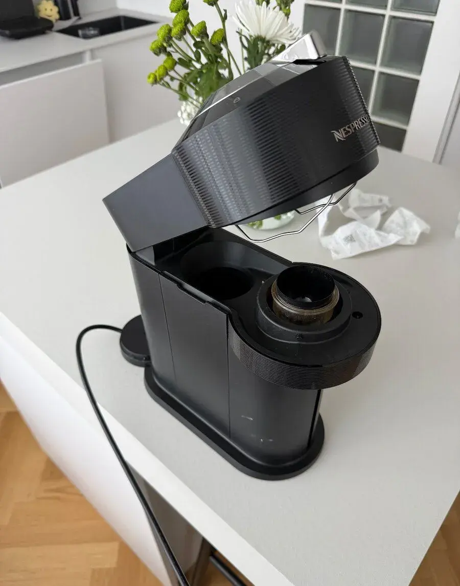 Nespresso Vertuo Next - čierna