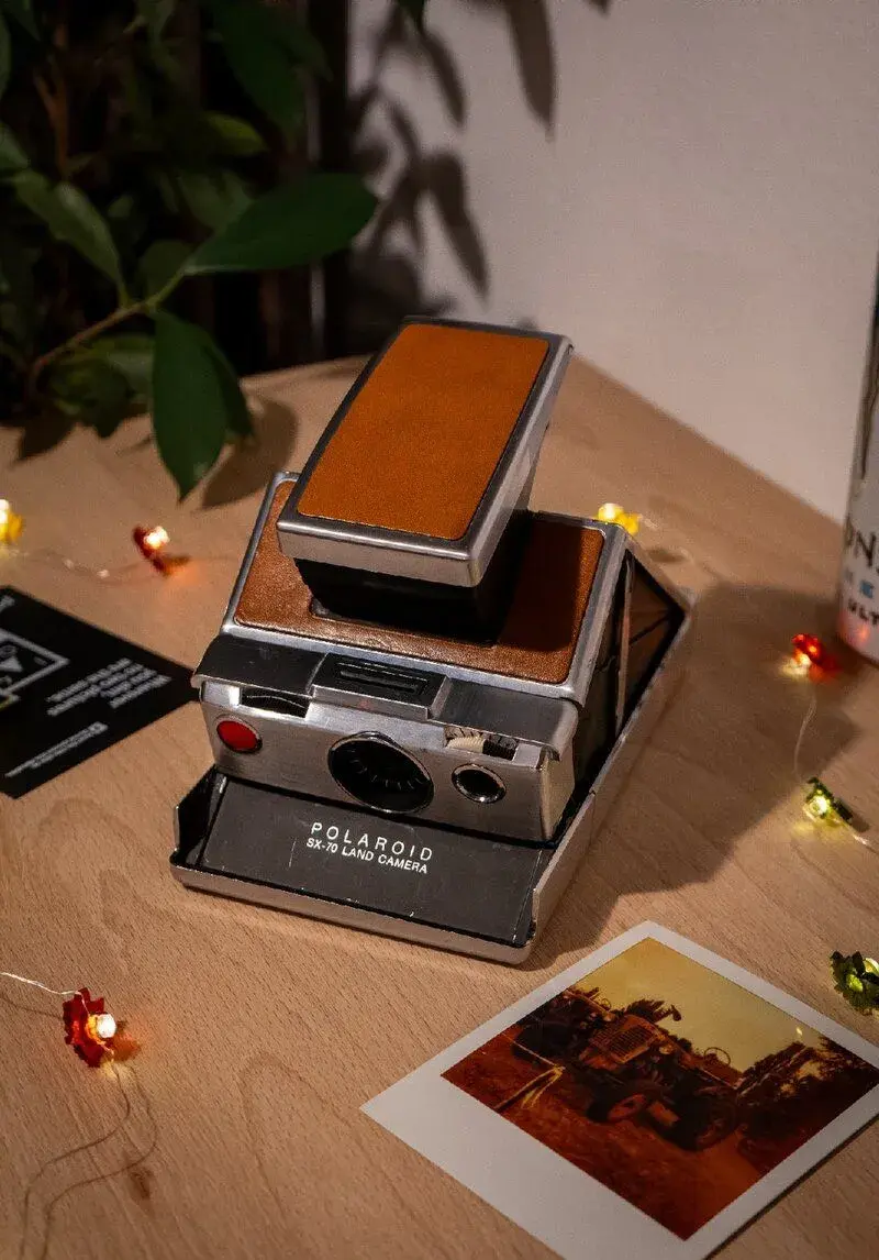 Polaroid sx-70
