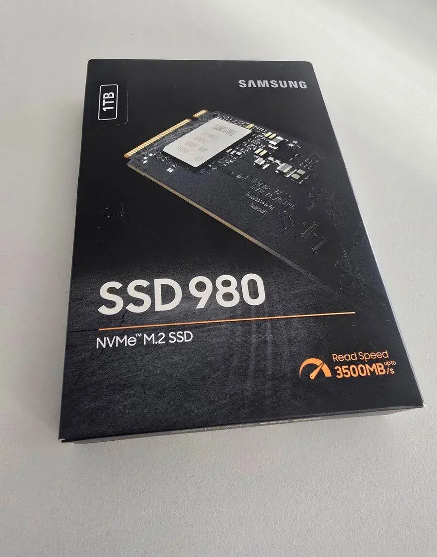 SAMSUNG SSD 980 NVMe M,2 SSD 1TB