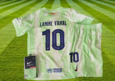 dres YAMAL FC Barcelona x Travis Scott svetlovozelený