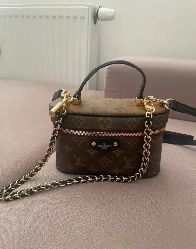 Louis Vuitton vanity pm