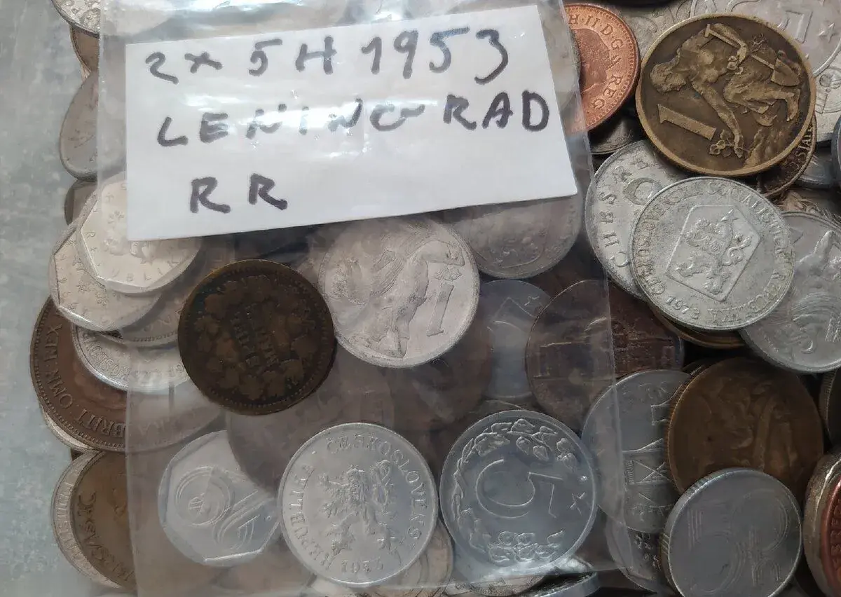Veľká zbierka mincí aj striebro mince