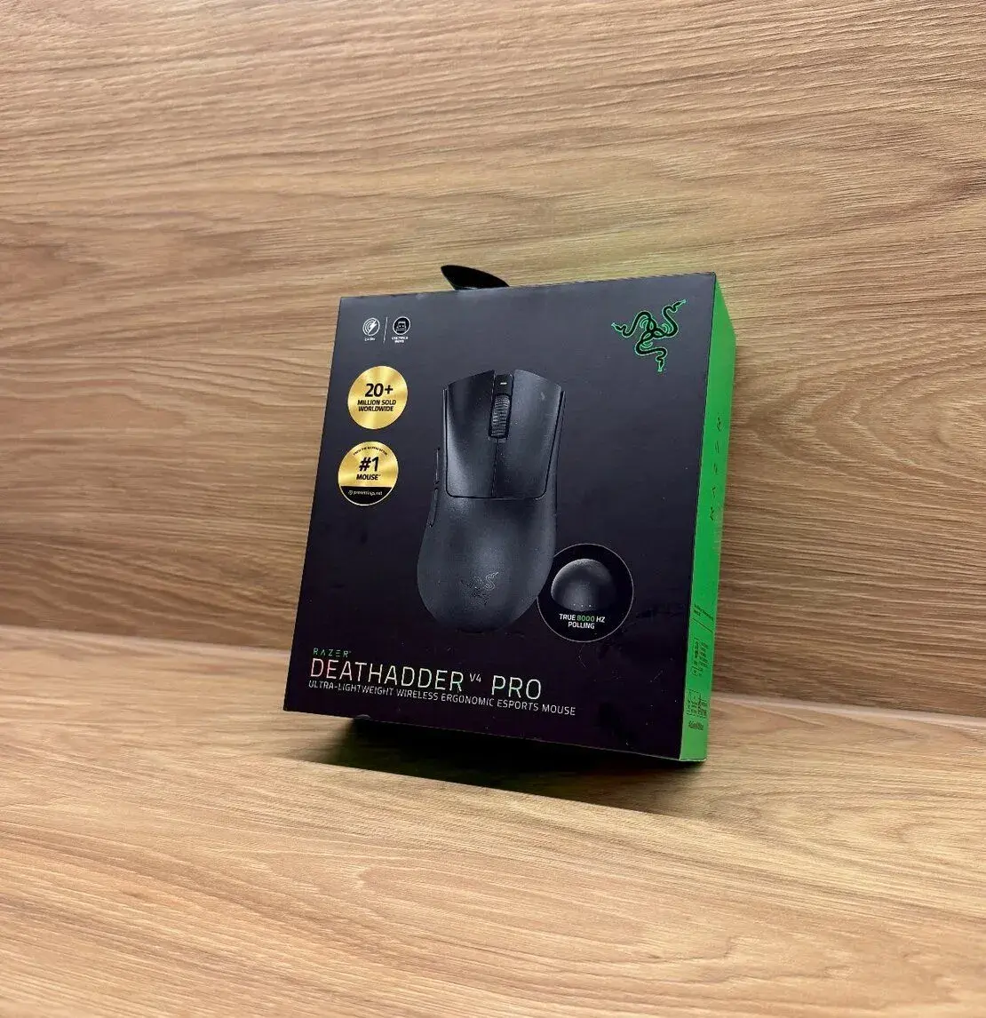 Razer DeathAdder V4 Pro - nová