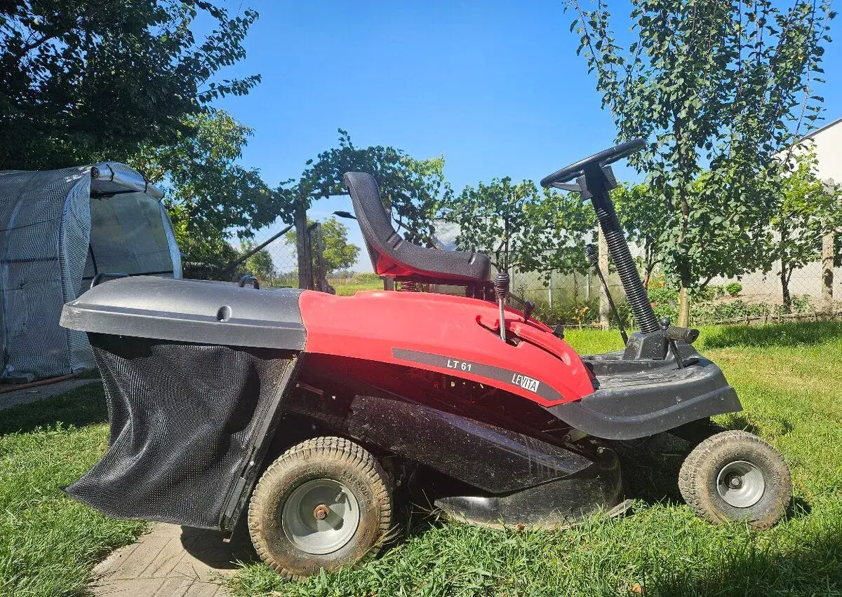Kosačku Levita LT61