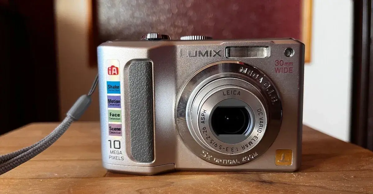 Digitálny fotoaparát Panasonic Lumix DMC-LZ10