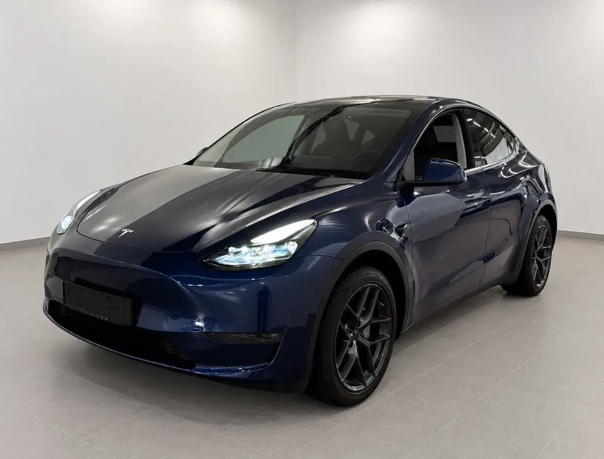 Tesla MODEL – 64 711 km