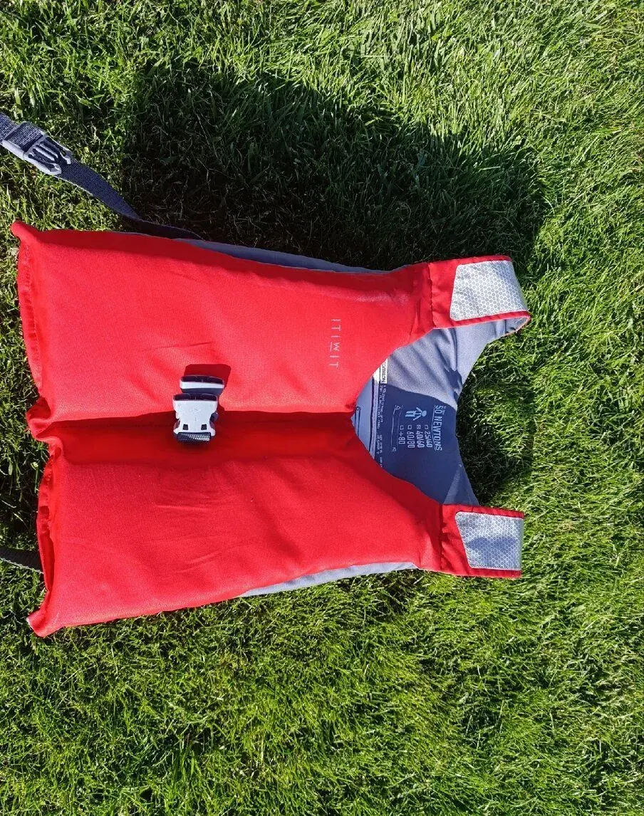 Plávacie / plávacie vesty Decathlon Itiwit