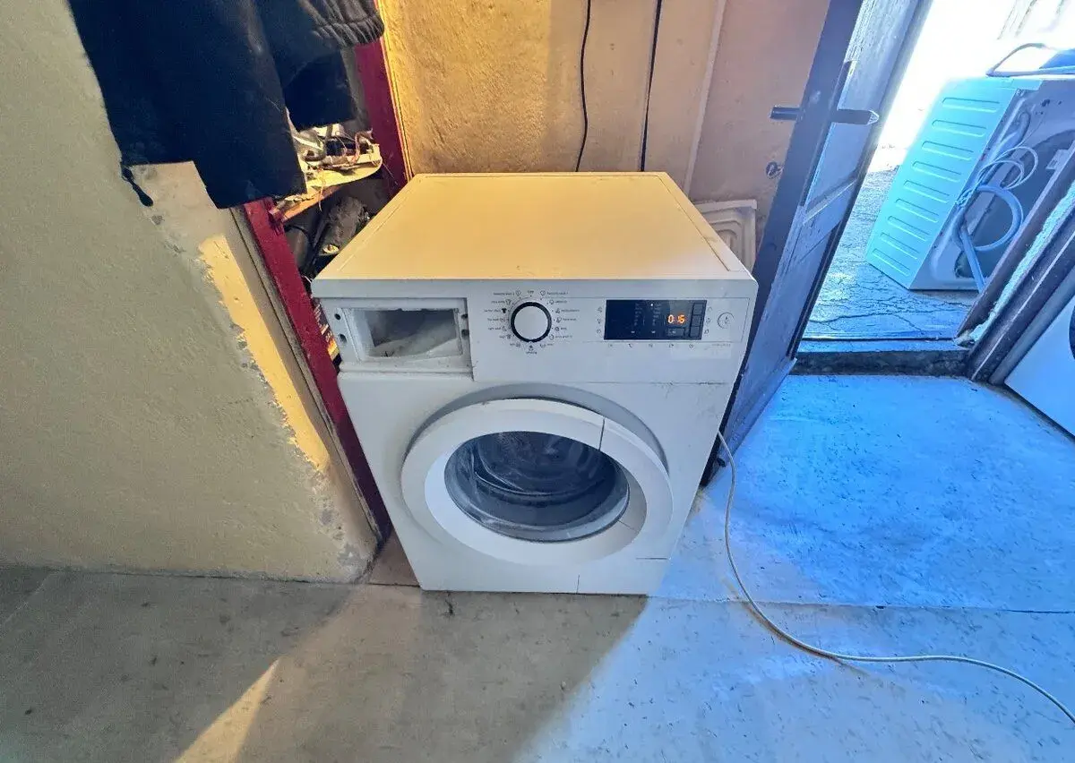 ZBOKU PLNENÁ PRÁČKA GORENJE