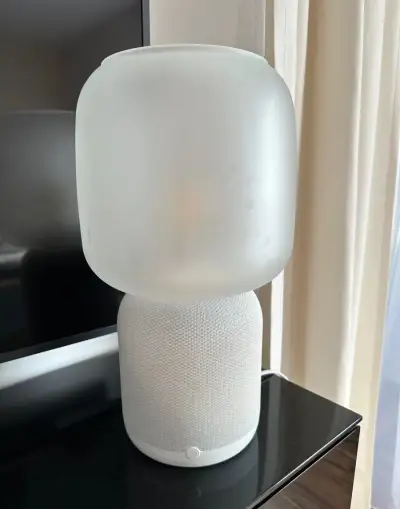 Lampa Symfonisk Ikea so sonos reproduktorom