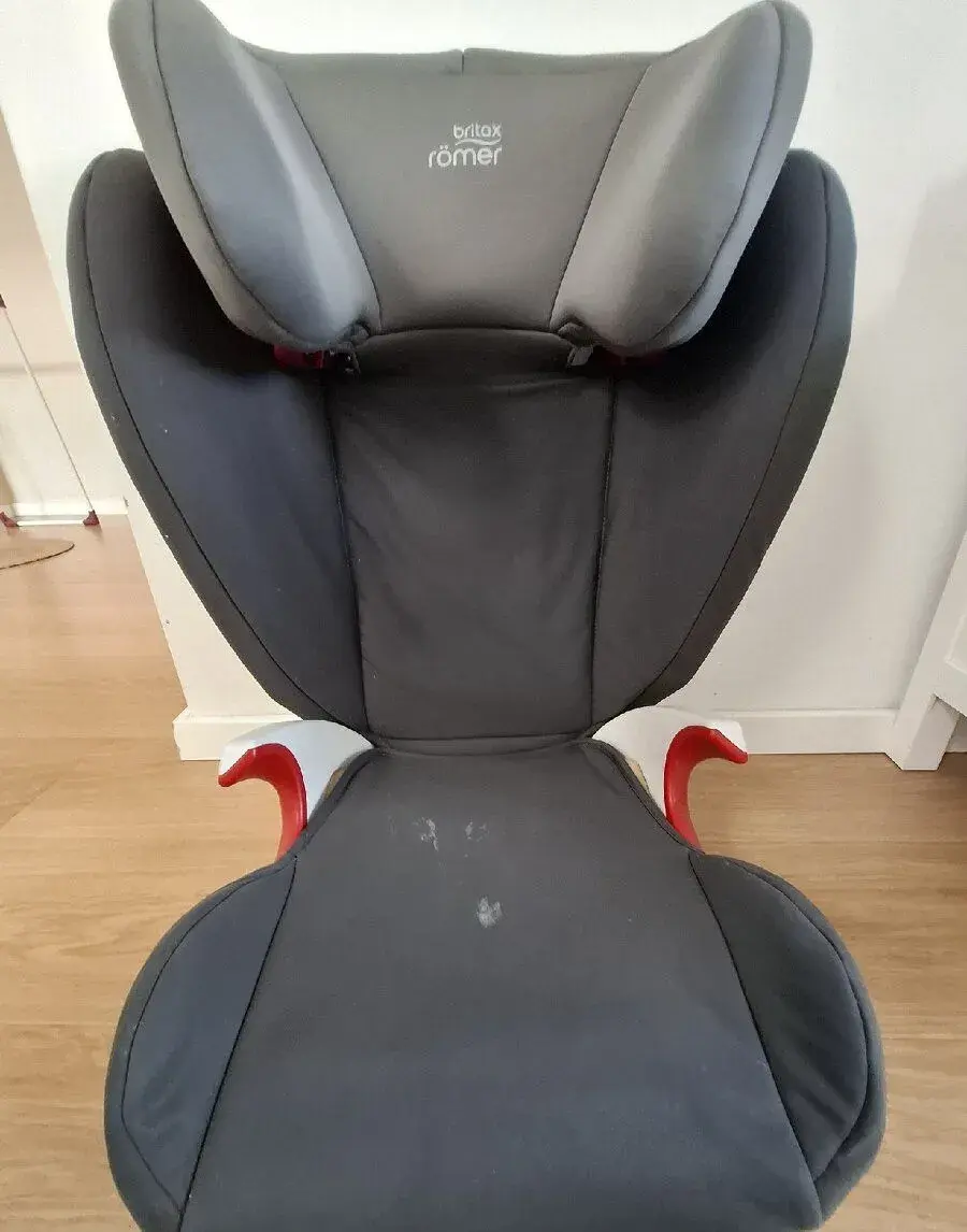Detskú autosedačku Romer Britax