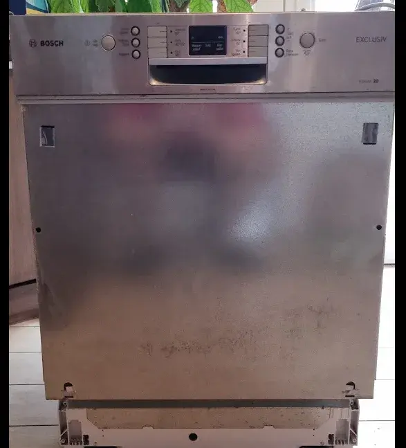 Umývačka Bosch SMI86M25DE pre kutila