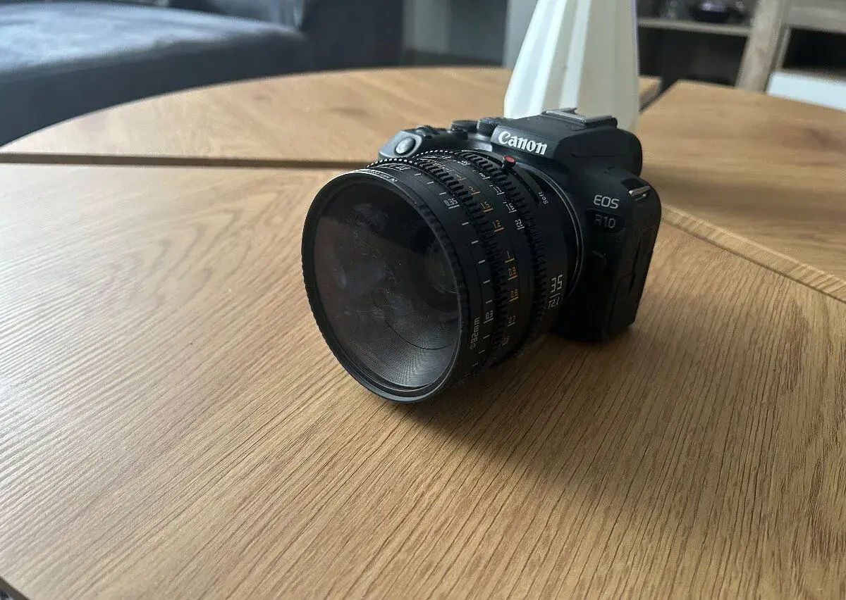 Canon r10+4 objectiv