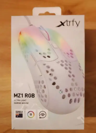 Xtrfy MZ1 RGB Ultra-Light Gaming Mouse pad White