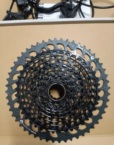 SRAM XG-1295 Eagle 12-speed Kazeta 10-52T XD