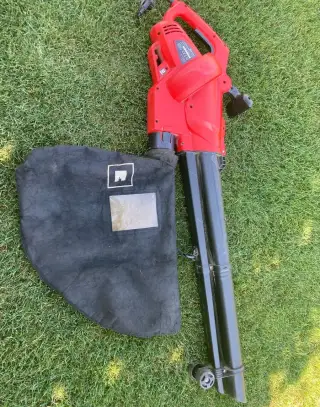Záhradný elektrický vysávač EINHELL