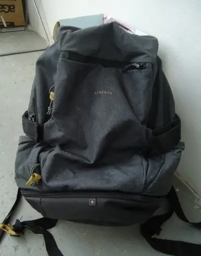 Mestský/ volnočasový batoh Quechua, 30l, izotermický