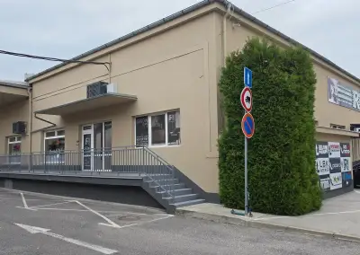 Obchodný priestor 105 m² – R1 Centrum,