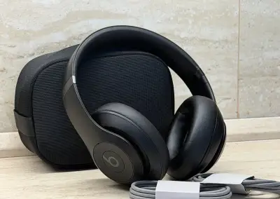 Beats Studio Pro Black