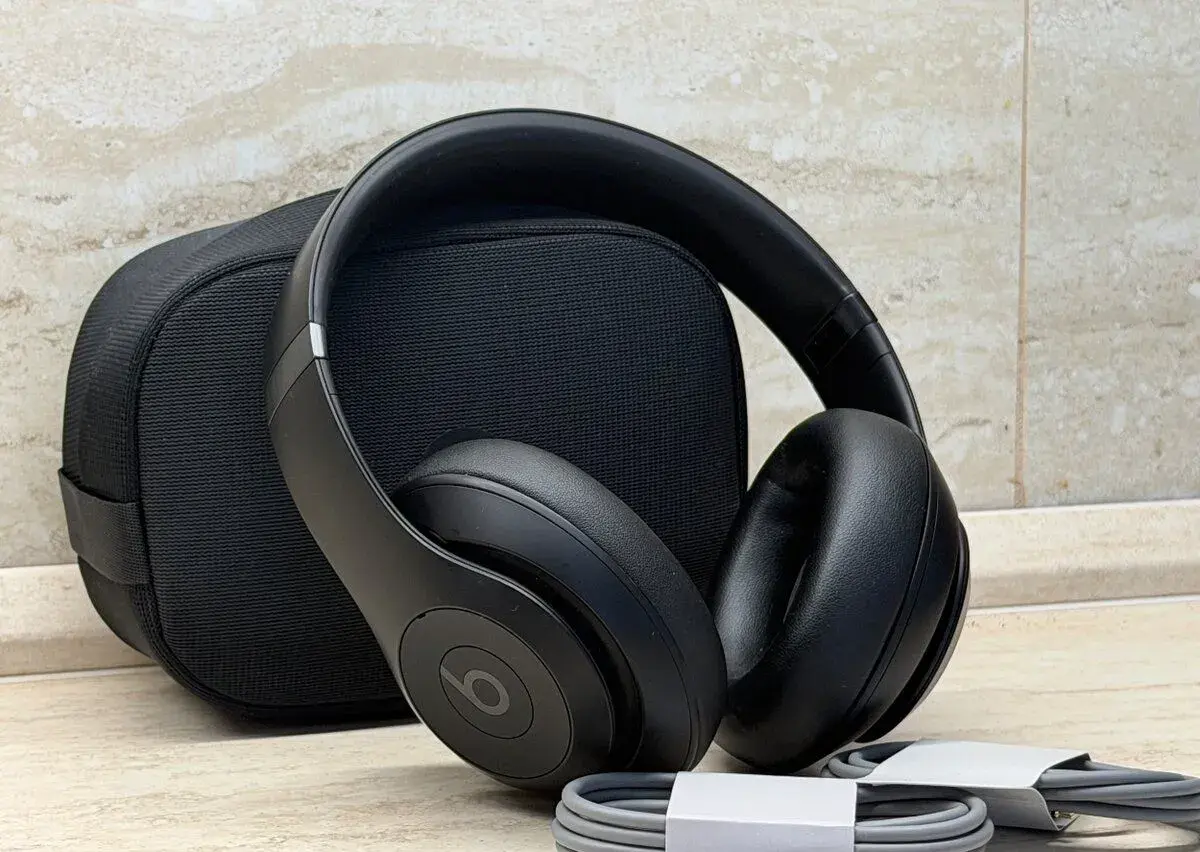 Beats Studio Pro Black