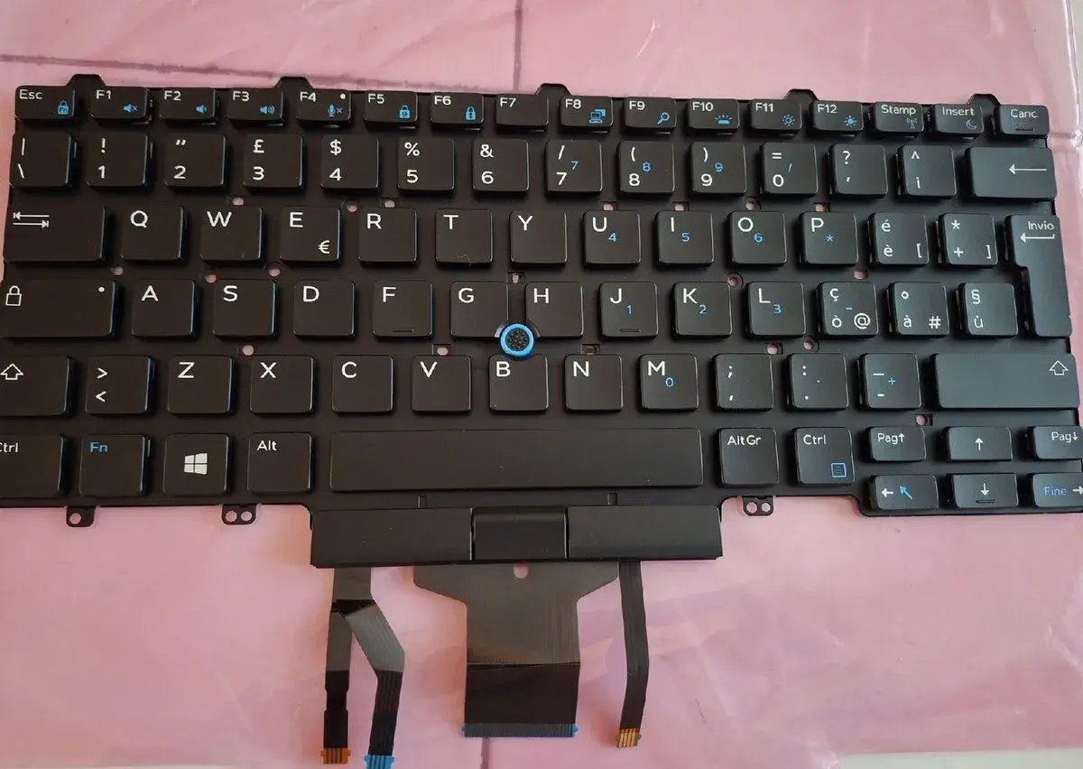 Klavesnica nova dell latitude 7450.
