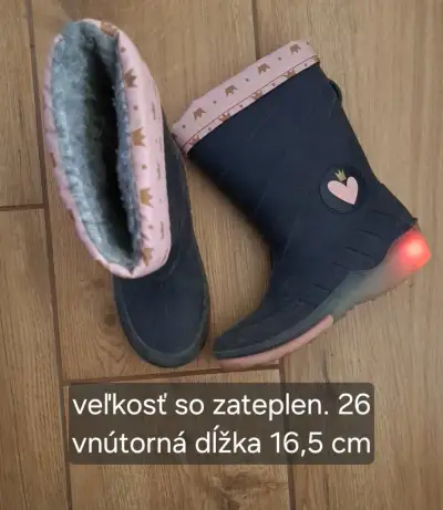 Gumáky 26