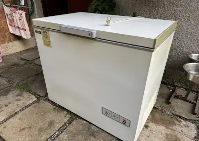 Truhlicová mraznička Kueleg TG 290