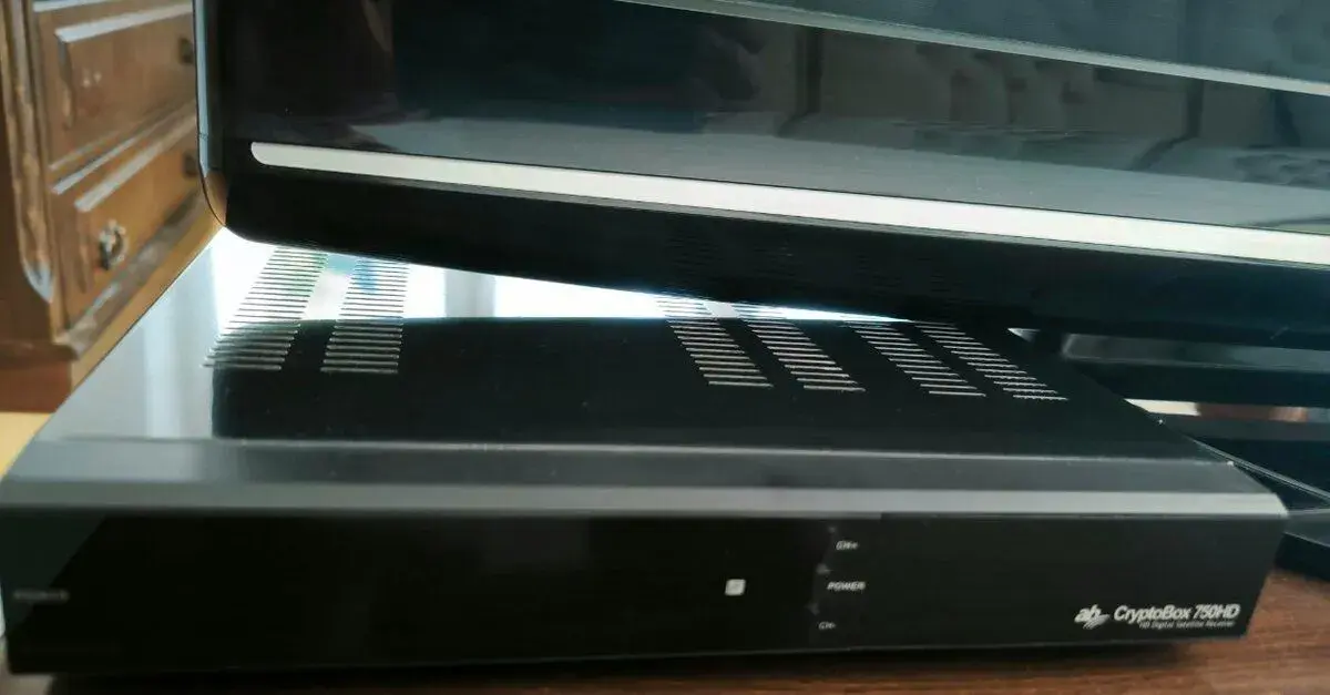 Satelitný prijímač AB Cryptobox 750HD