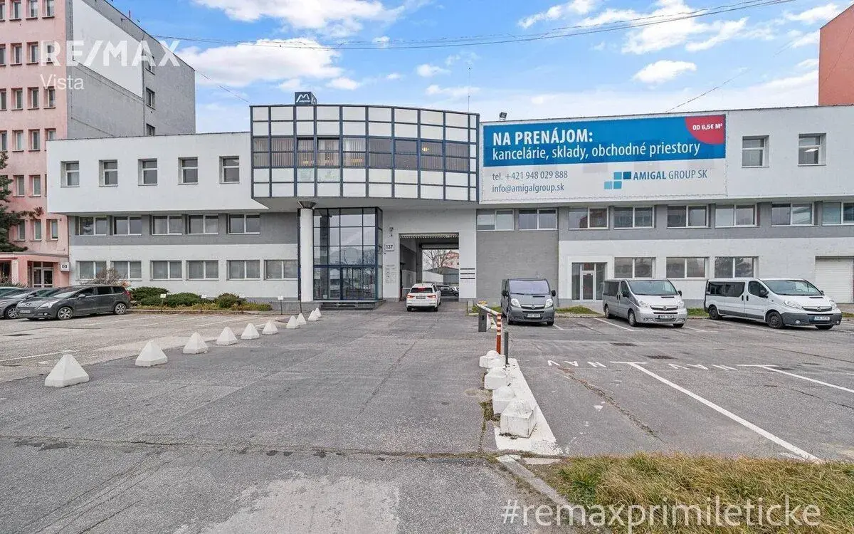 SKLAD / VÝROBA / DIELŇA | 246 m² | VAJNORSKÁ 137 | BRATISLAV