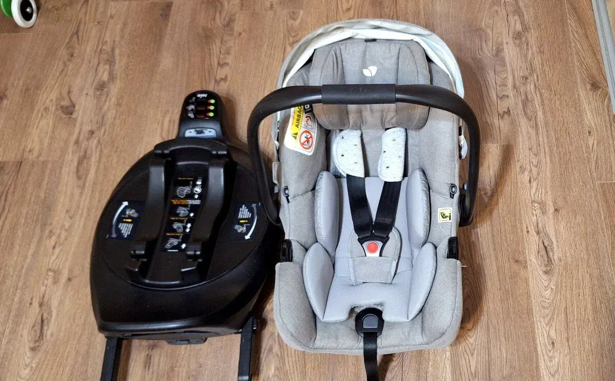 Vajíčko Joie i-Gemm 3 + OTOČNÁ báza i-Base Encore