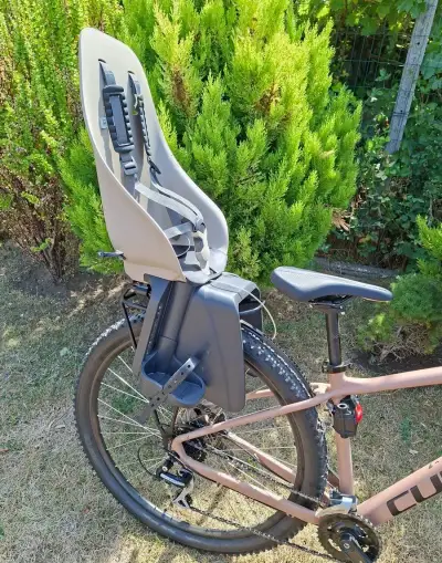 Detska sedačka Urban Iki