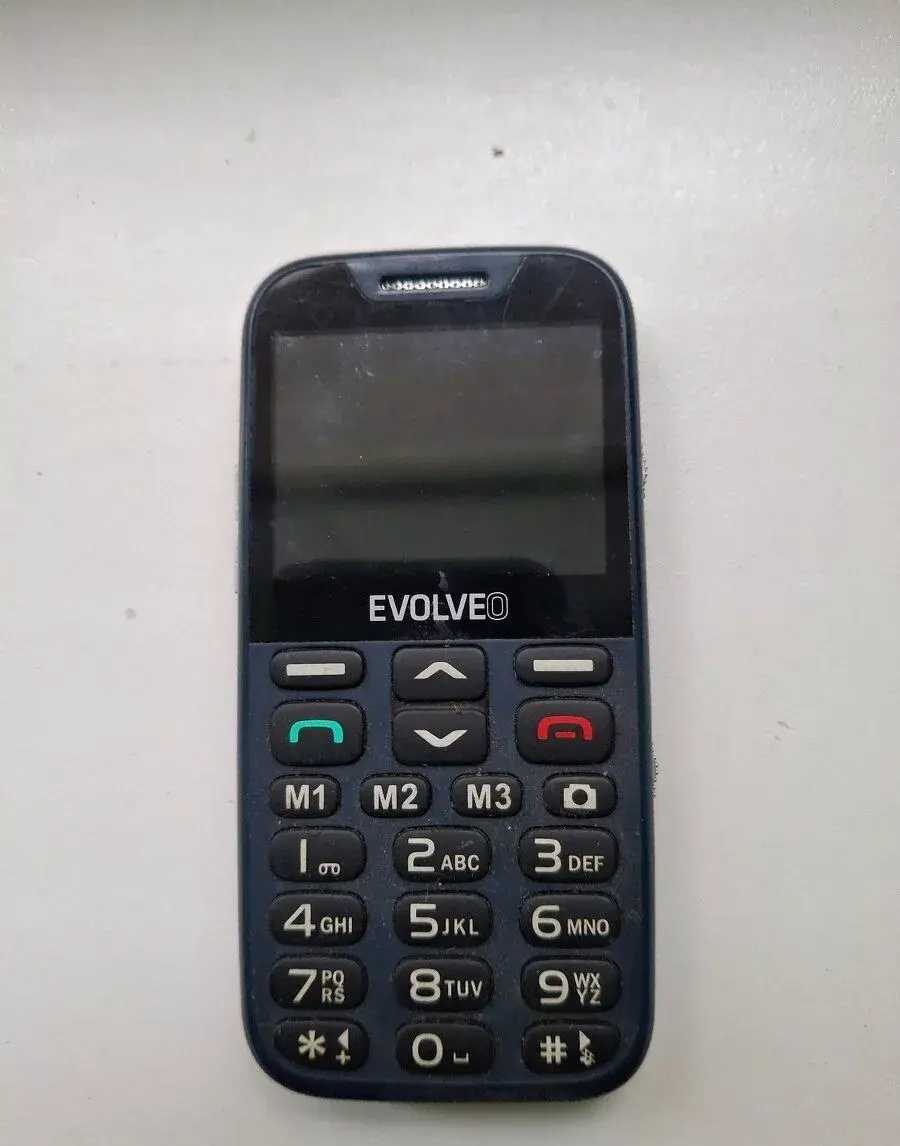 Mobil pre seniorov MaxCom Comfort DualSim