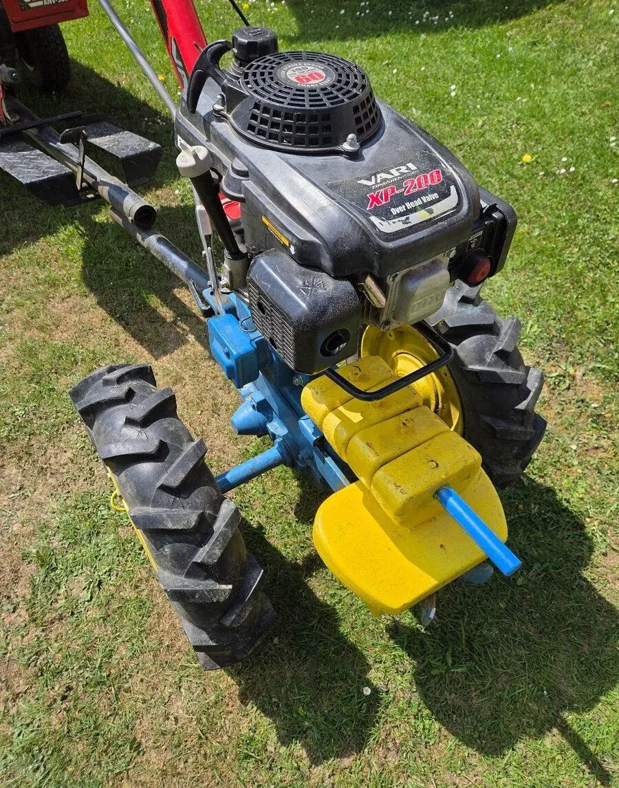 Malotraktor Agzat 4takt