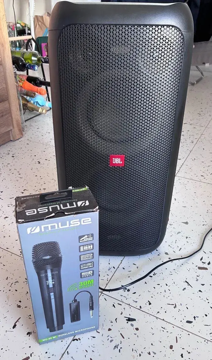 Jbl párty box 100