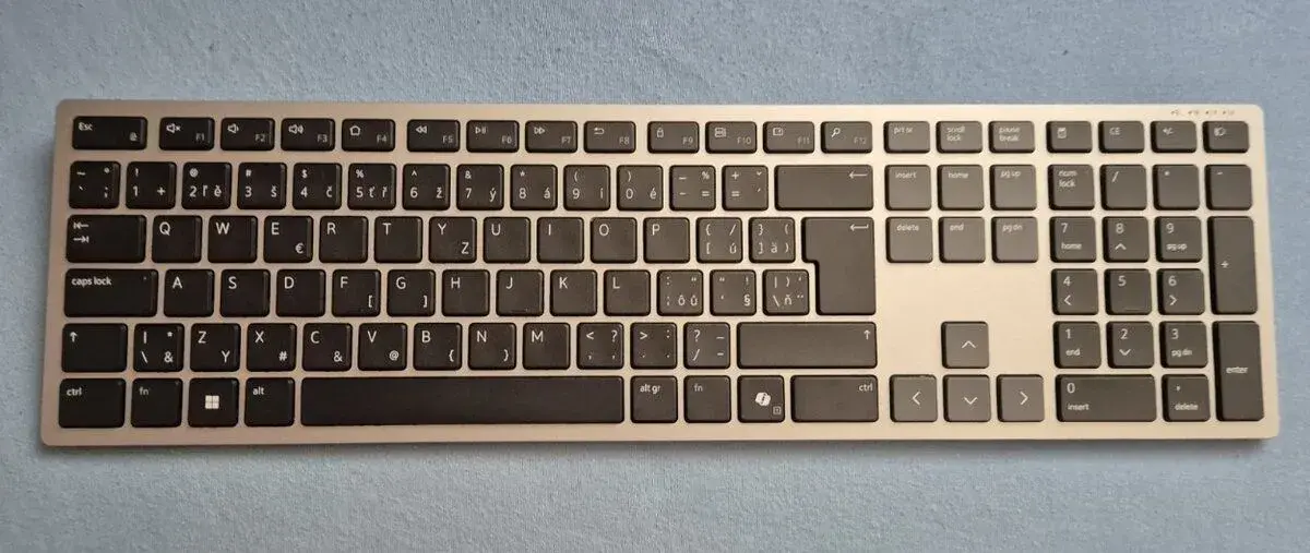 Klávesnicu DELL KB700