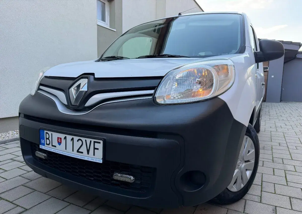 Renault KANGOO – 194 672 km