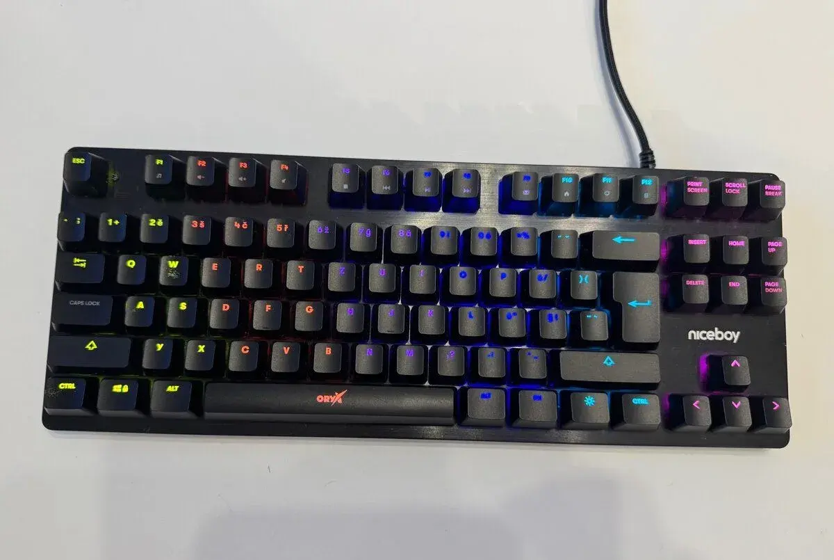 Klávesnica Niceboy ORYX K300X