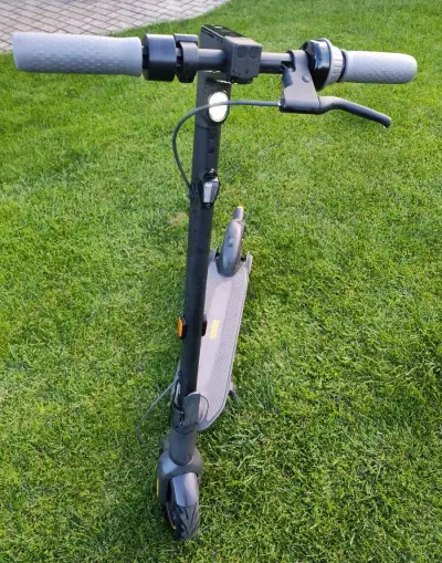 Elektrická kolobežka Segway Ninebot MAX G30E II Top stav