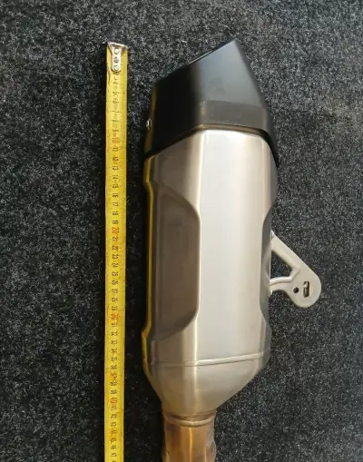 Novy vyfuk na moto Bmw gs 1300gs