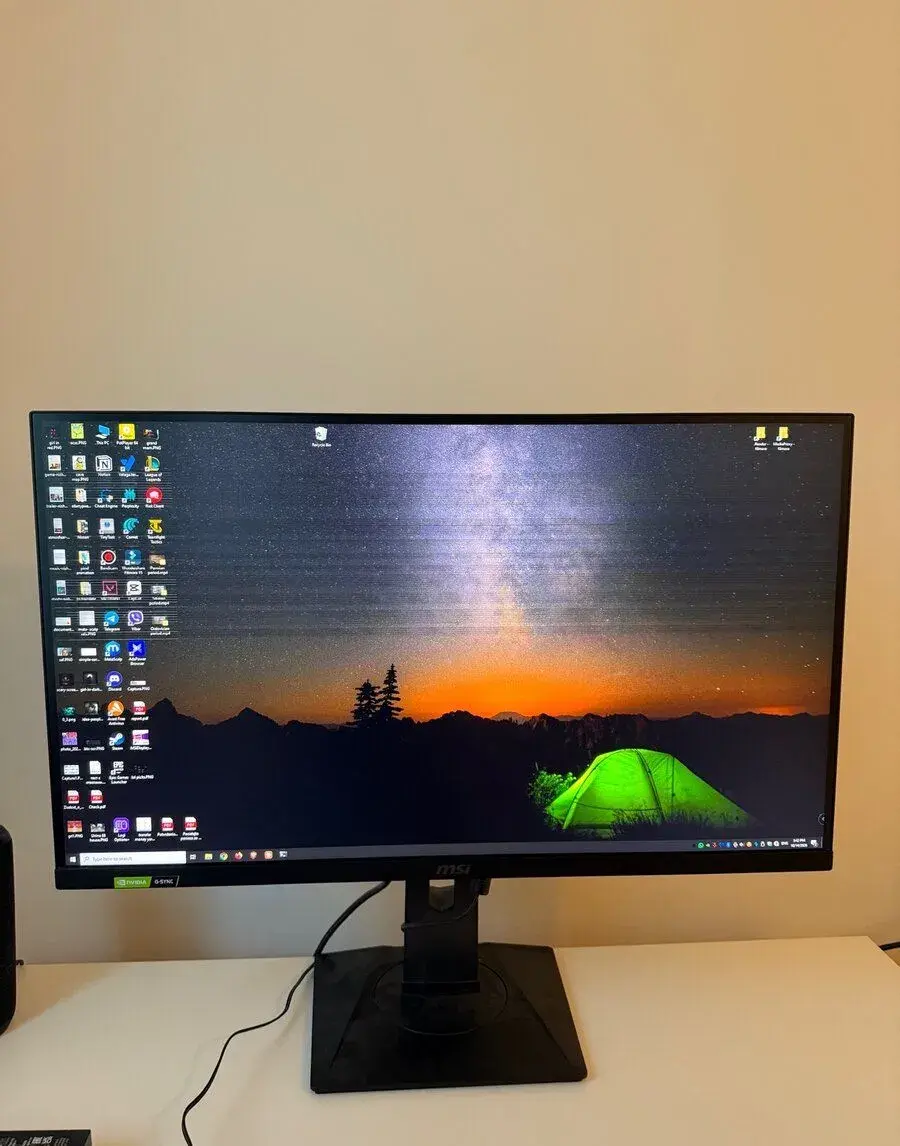 Herný monitor MSI G274QPF-QD – s chybou