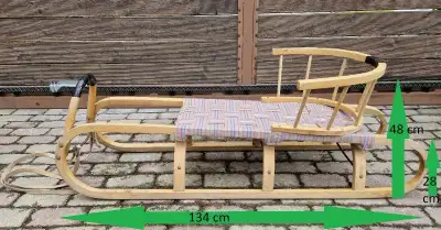 Sánky s operadlom