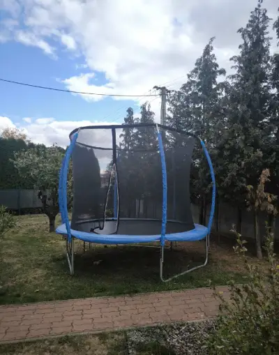 Trampolína