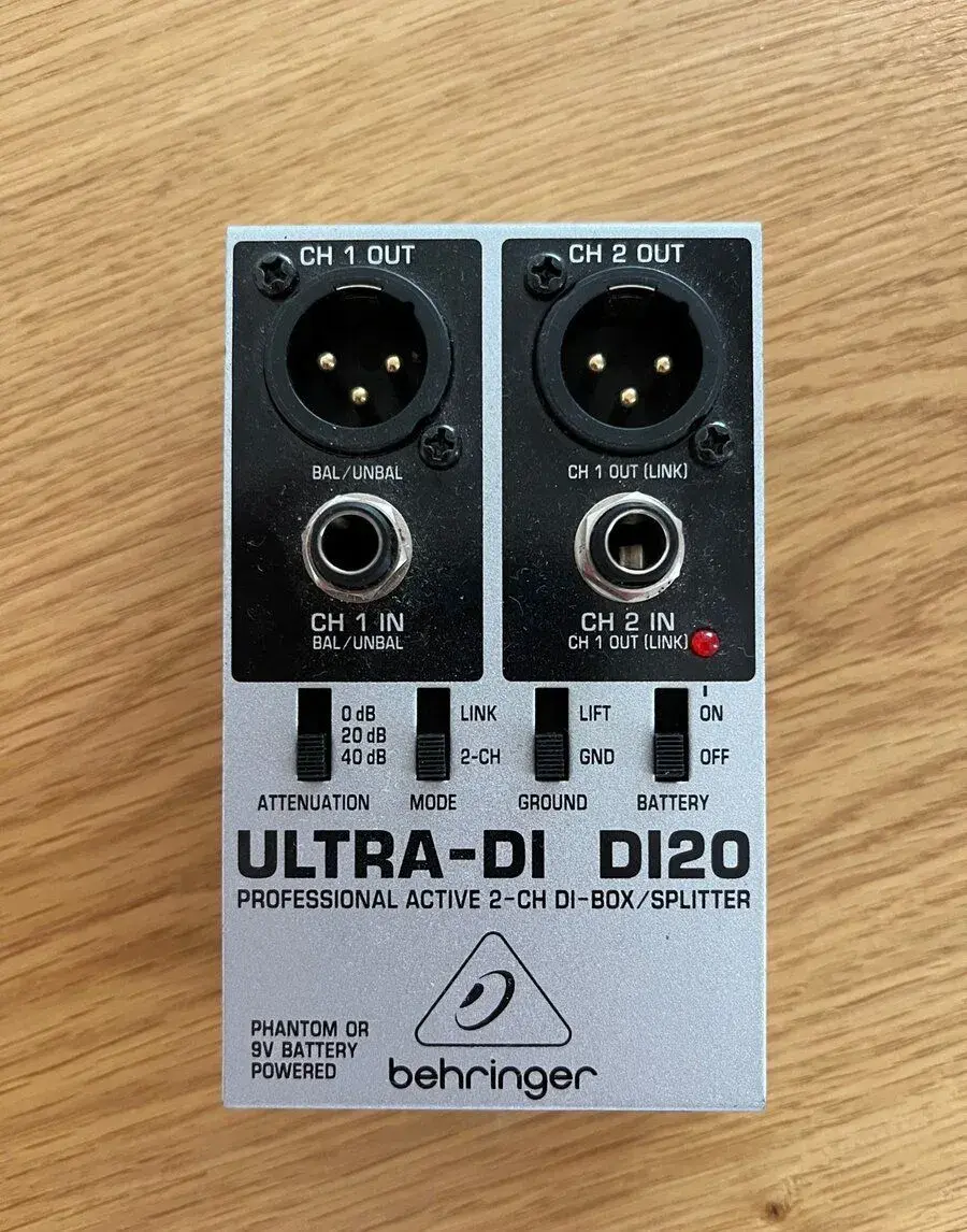 Behringer DI20 Ultra-DI Box aktívny vstupný box/splitter