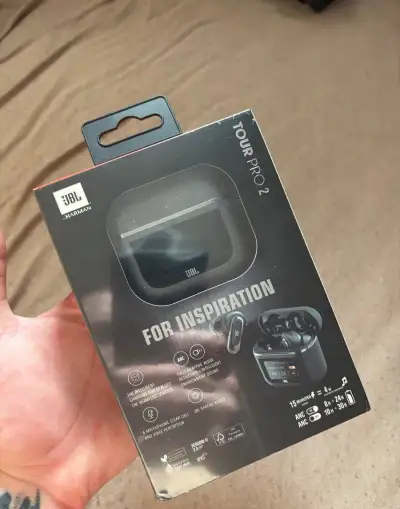 JBL tour pro 2