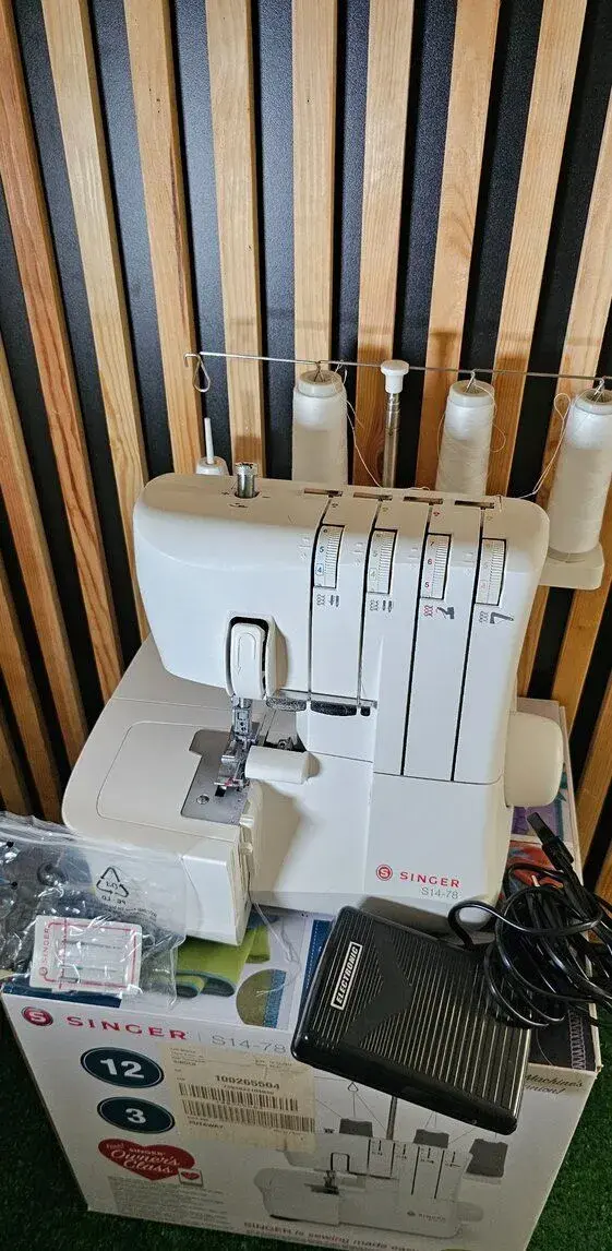 overlockový šijací stroj Singer S14-78