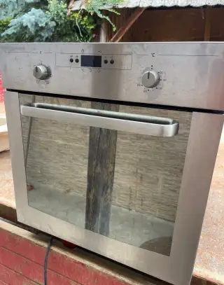 Elektrickú rúru Whirlpool