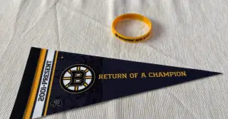 boston bruins vlajka a naramok